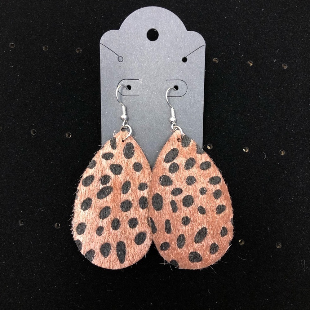 5/$20 animal print teardrop earrings